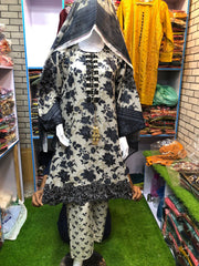 Most demanding Rani three piece suit